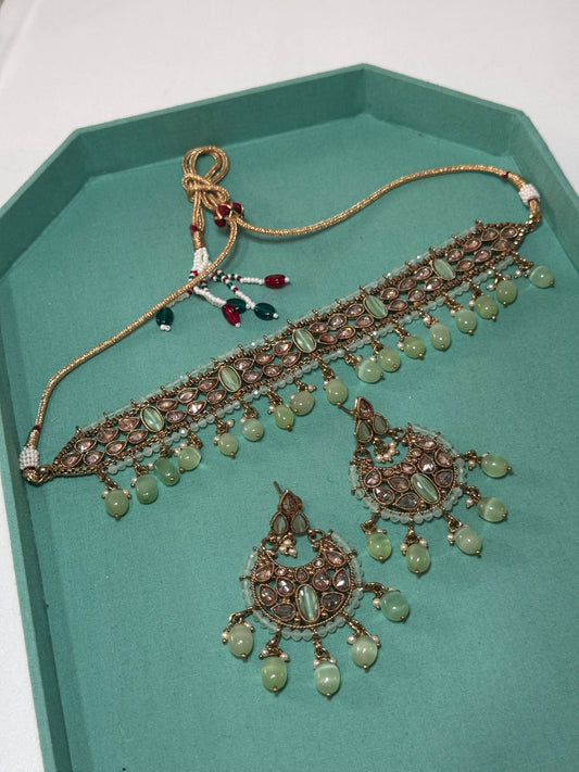 284829 - necklace set