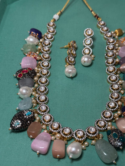 728592 - necklace set