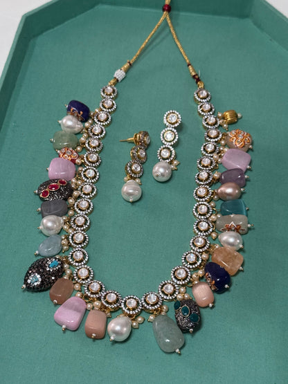 728592 - necklace set